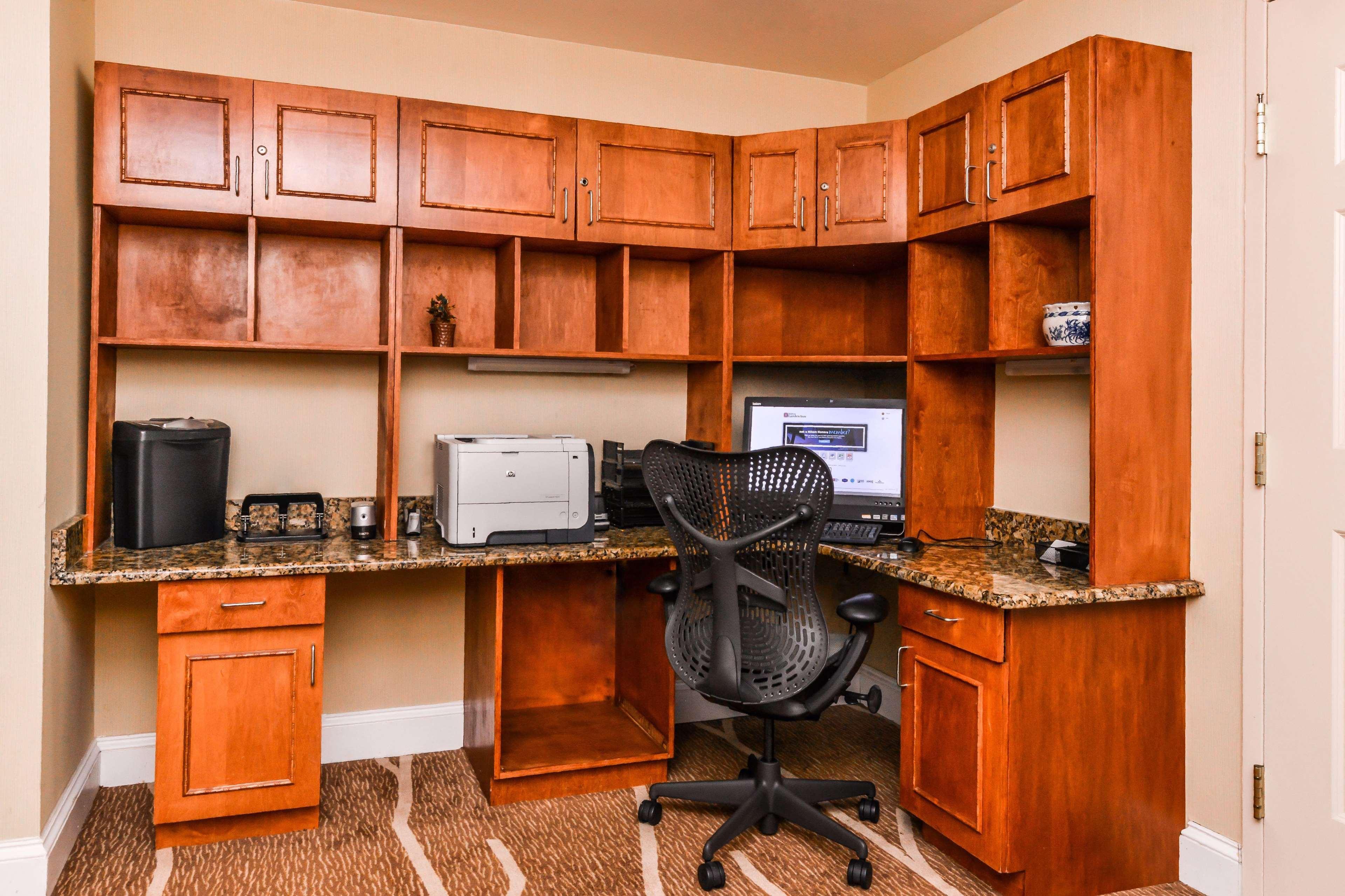 Hilton Garden Inn Detroit Southfield Bagian luar foto