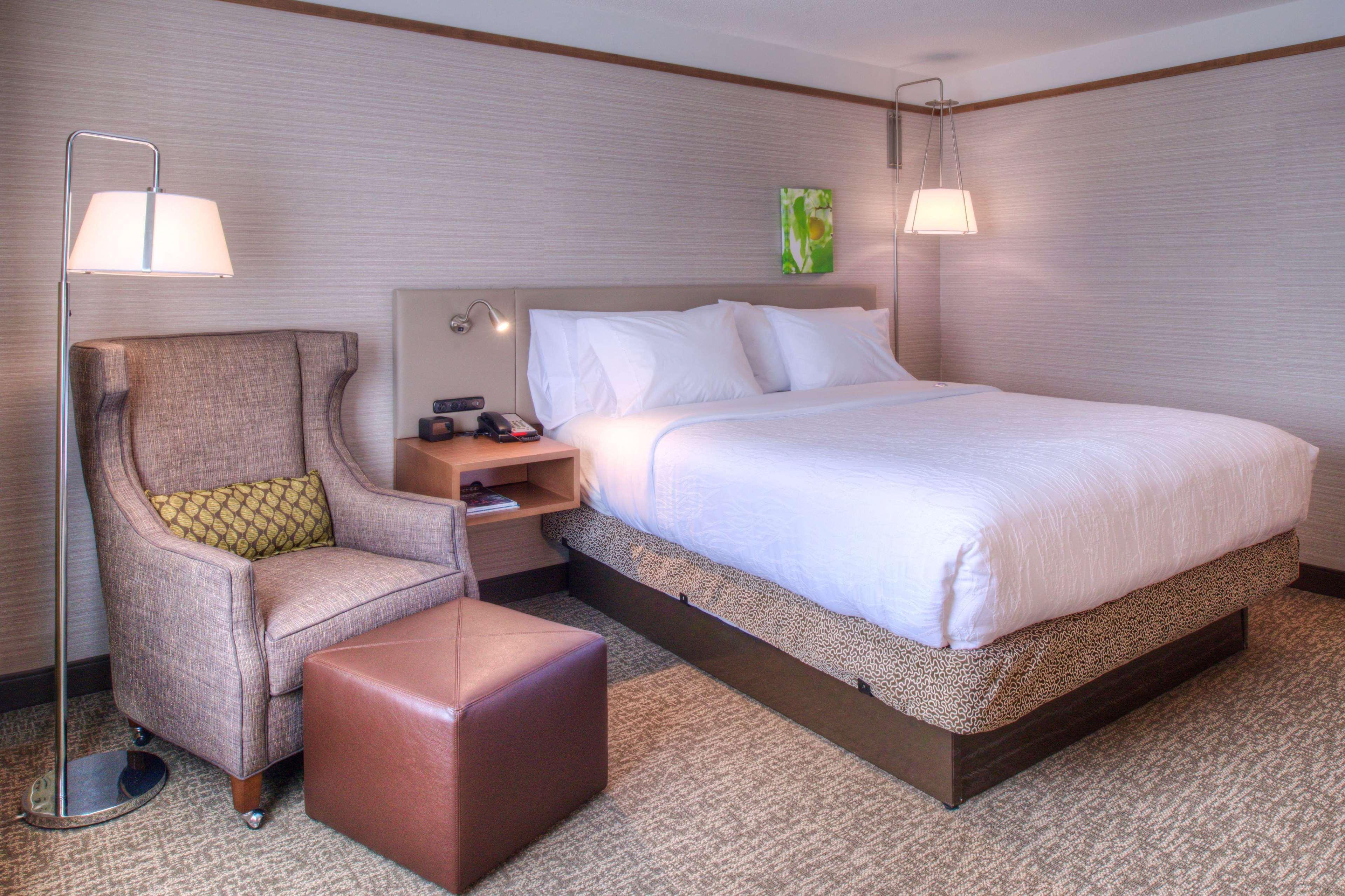 Hilton Garden Inn Detroit Southfield Bagian luar foto