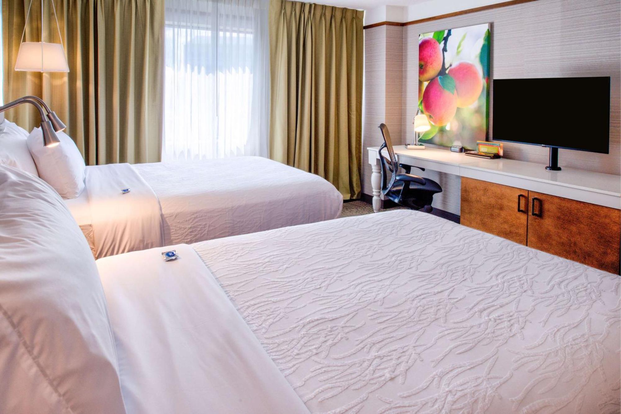 Hilton Garden Inn Detroit Southfield Bagian luar foto
