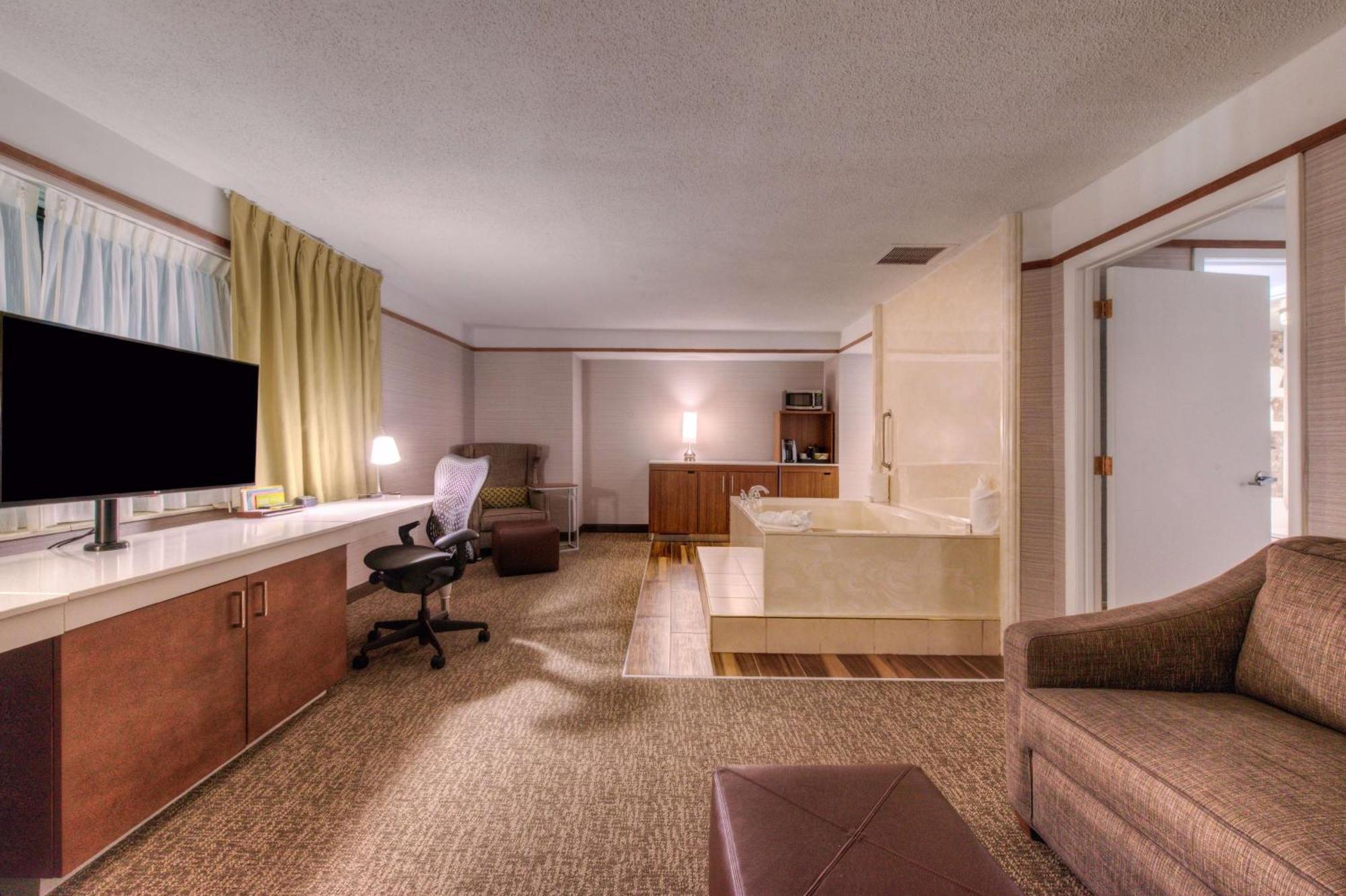 Hilton Garden Inn Detroit Southfield Bagian luar foto