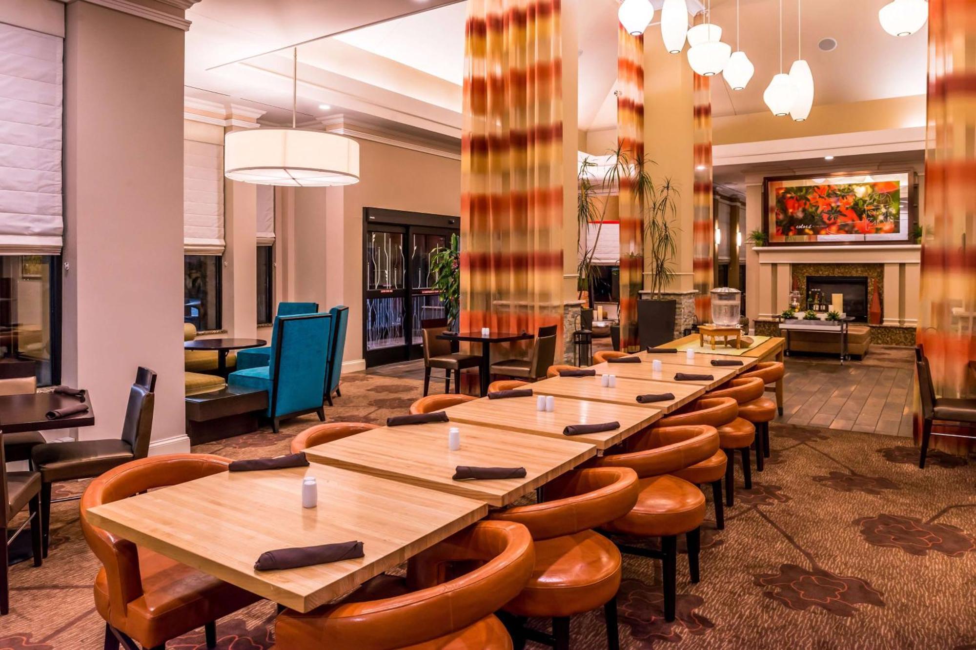 Hilton Garden Inn Detroit Southfield Bagian luar foto